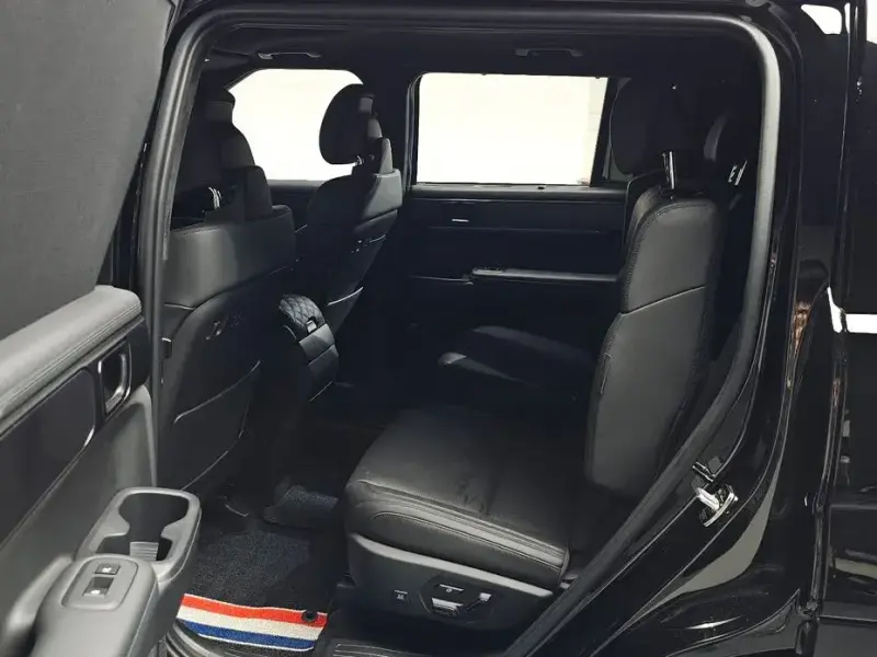 2024 Hyundai Santa Fe с пробегом 10 903 км