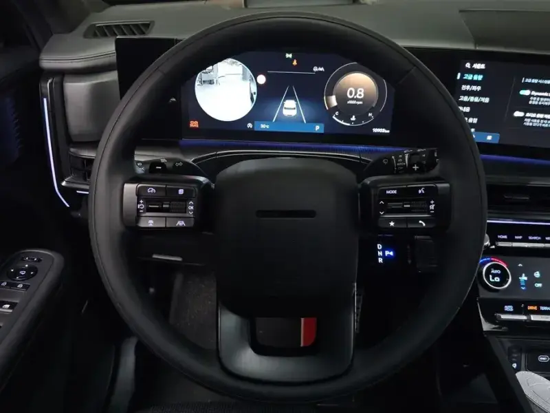 2024 Hyundai Santa Fe с пробегом 10 903 км