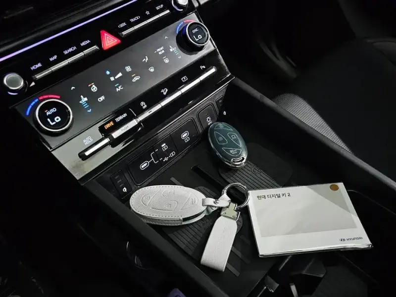 2024 Hyundai Santa Fe с пробегом 10 903 км