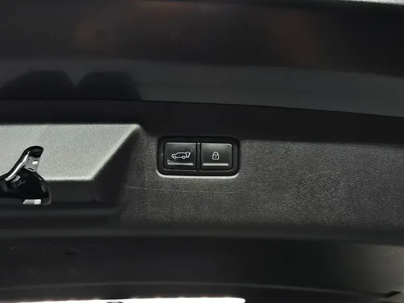 2024 Hyundai Santa Fe с пробегом 10 903 км