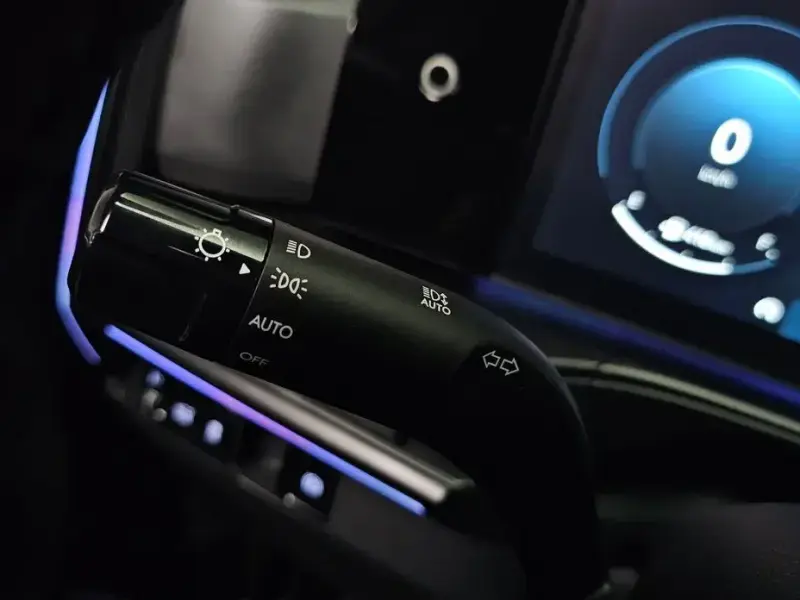 2024 Hyundai Santa Fe с пробегом 10 903 км