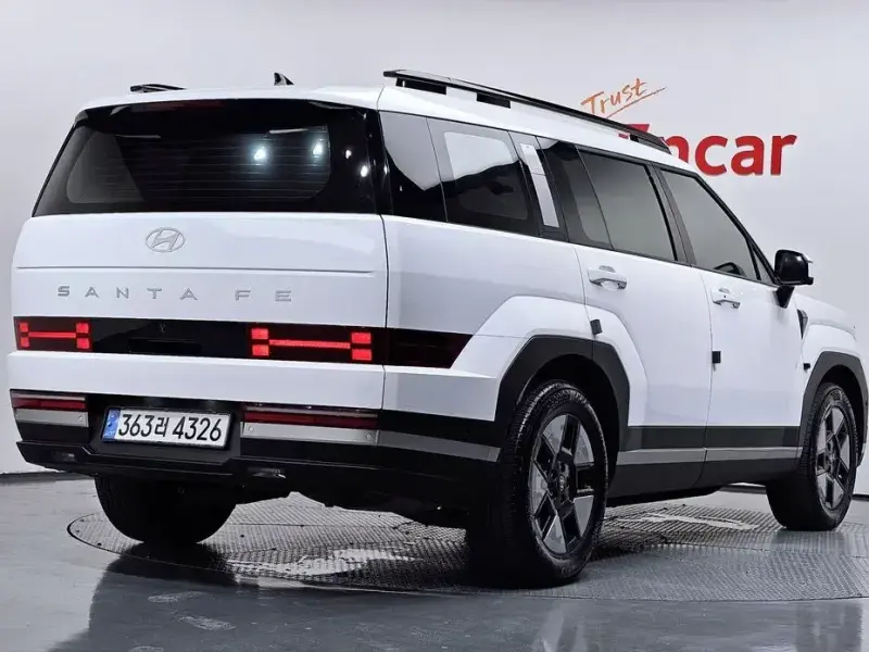2024 Hyundai Santa Fe с пробегом 28 616 км