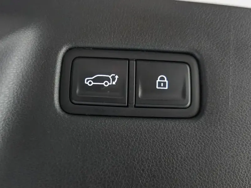 2024 Hyundai Santa Fe с пробегом 28 616 км
