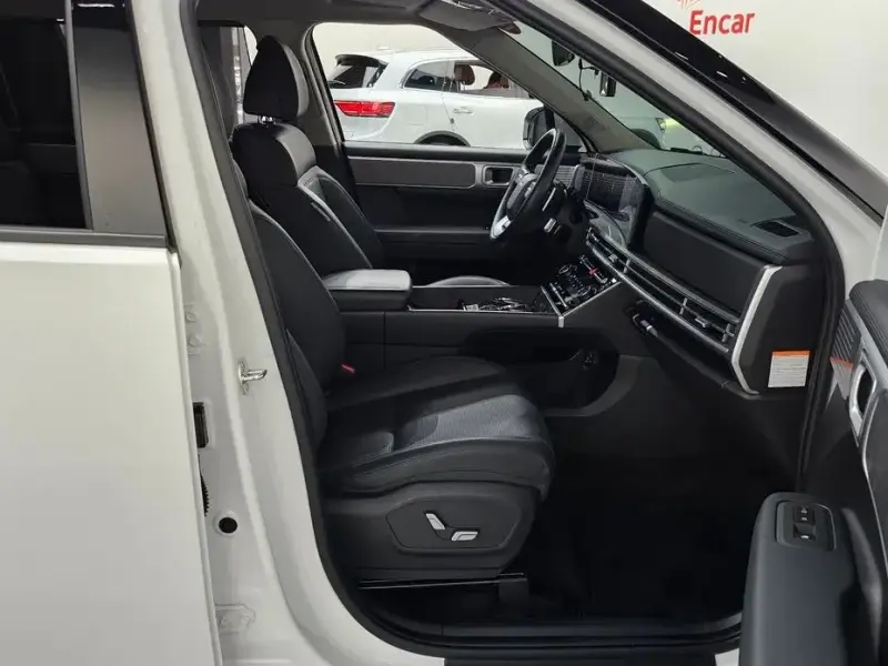 2024 Hyundai Santa Fe с пробегом 28 616 км
