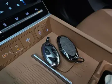 2024 Hyundai Santa Fe с пробегом 46 696 км