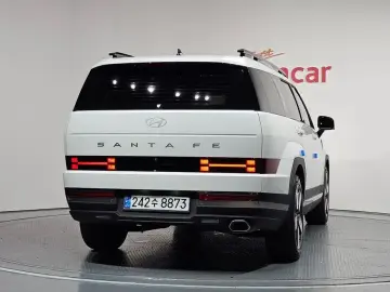 2024 Hyundai Santa Fe с пробегом 5 411 км