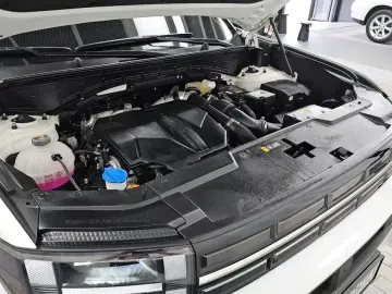 2024 Hyundai Santa Fe с пробегом 5 411 км