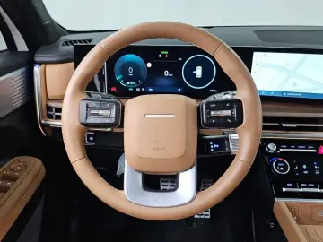 2024 Hyundai Santa Fe с пробегом 5 411 км