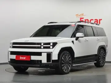2025 Hyundai Santa Fe с пробегом 13 294 км