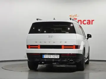 2025 Hyundai Santa Fe с пробегом 13 294 км