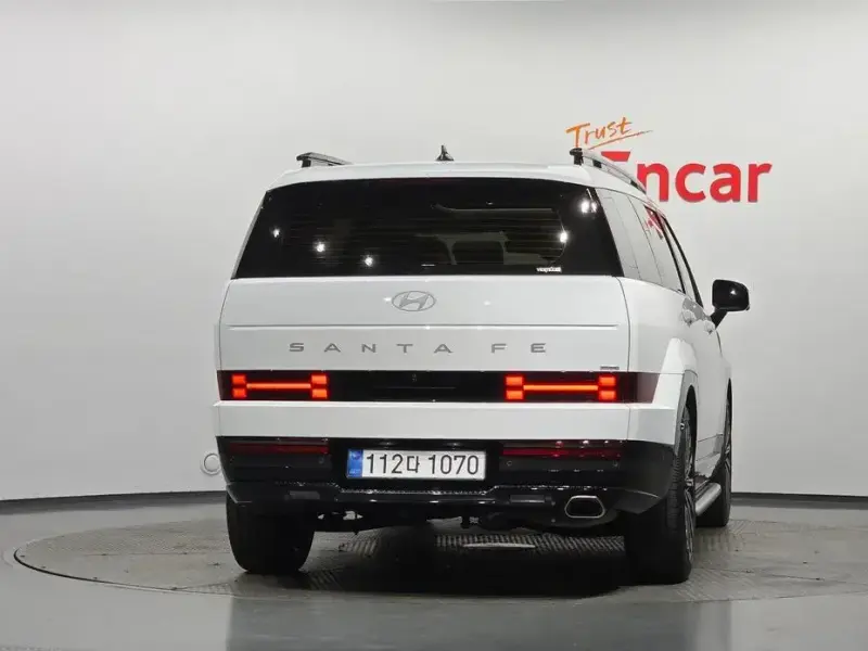 2025 Hyundai Santa Fe с пробегом 13 294 км