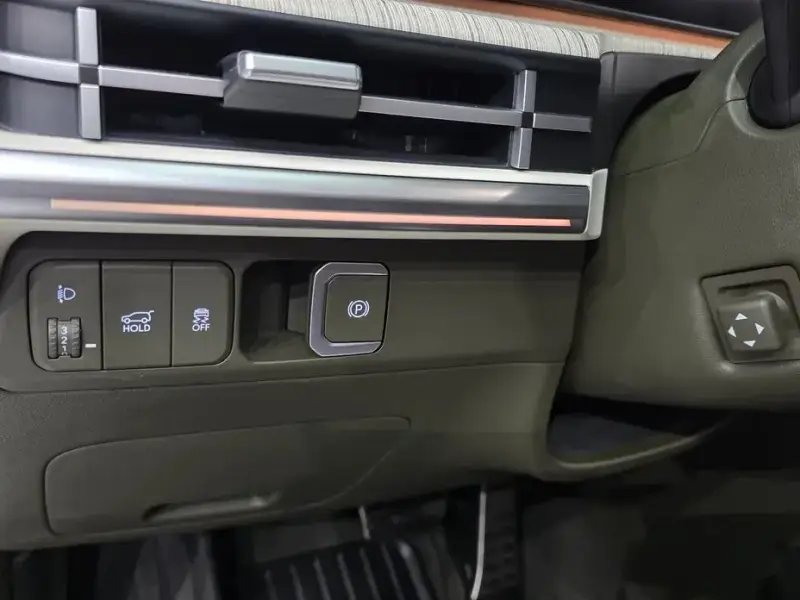 2025 Hyundai Santa Fe с пробегом 13 294 км