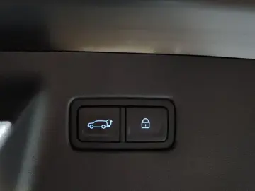 2024 Hyundai Santa Fe с пробегом 27 662 км