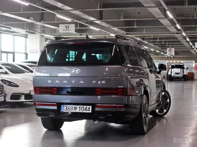 2024 Hyundai Santa Fe с пробегом 16 394 км