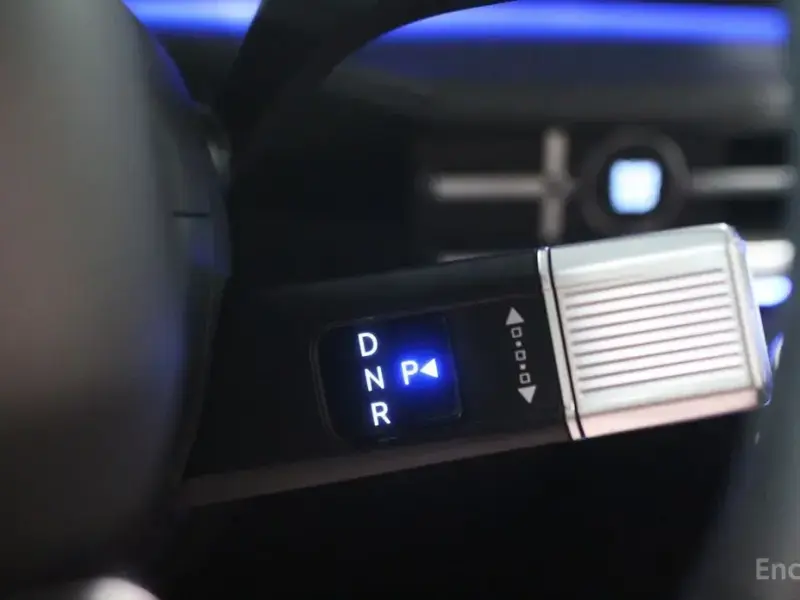 2024 Hyundai Santa Fe с пробегом 16 394 км