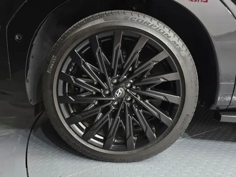 2023 Hyundai Santa Fe с пробегом 55 953 км