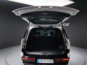 2025 Hyundai Santa Fe с пробегом 4 676 км