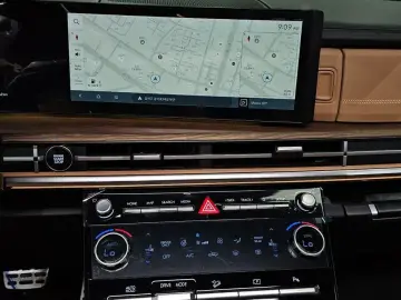 2024 Hyundai Santa Fe с пробегом 28 910 км