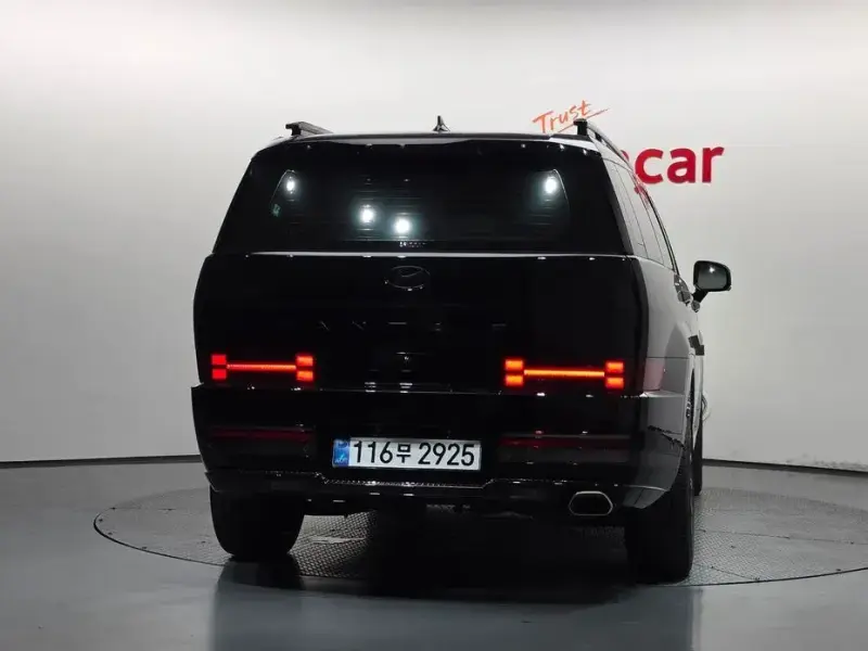 2025 Hyundai Santa Fe с пробегом 16 196 км
