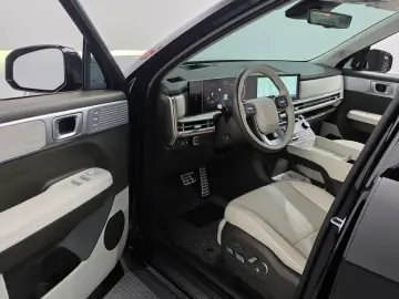 2025 Hyundai Santa Fe с пробегом 16 196 км