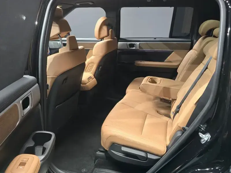 2024 Hyundai Santa Fe с пробегом 26 877 км