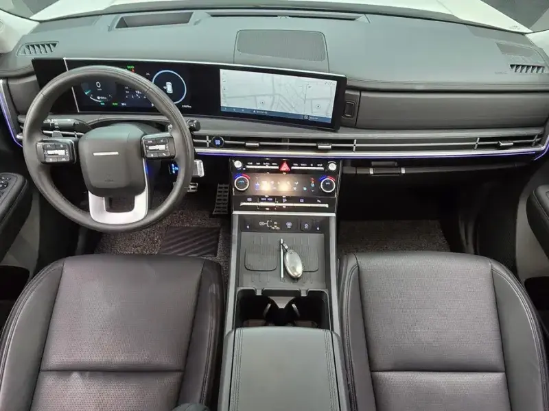 2024 Hyundai Santa Fe с пробегом 21 679 км