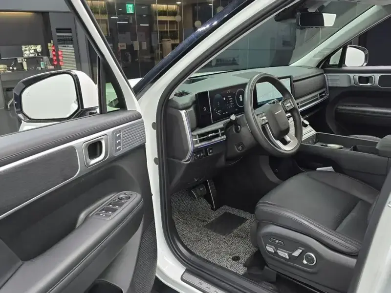 2024 Hyundai Santa Fe с пробегом 21 679 км