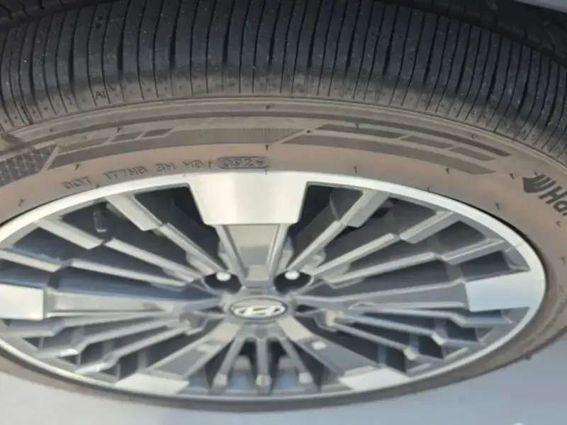 2023 Hyundai Santa Fe с пробегом 54 959 км