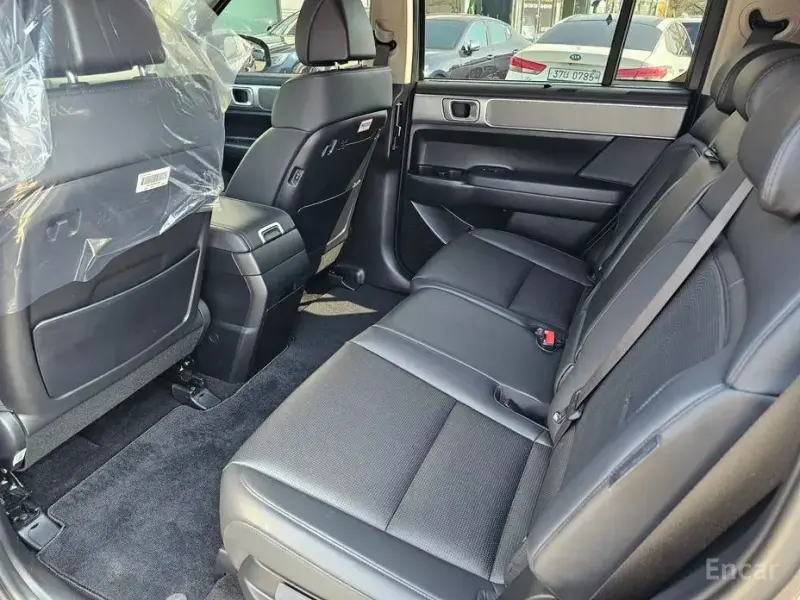 2024 Hyundai Santa Fe с пробегом 33 557 км