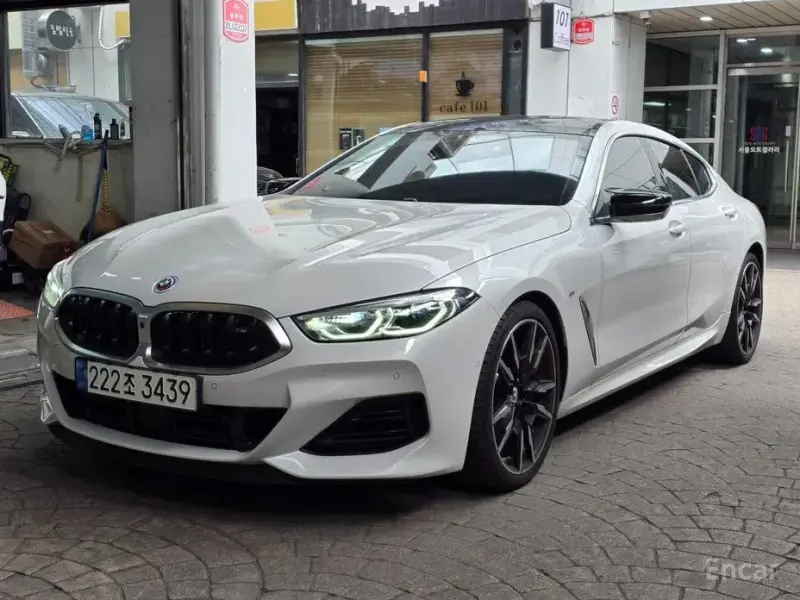 2022 BMW 8 серии с пробегом 23 734 км