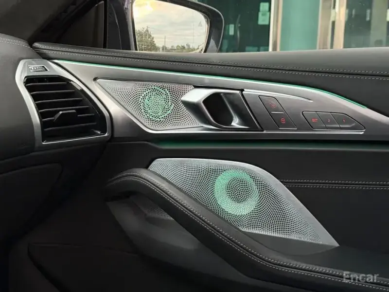 2022 BMW 8 серии с пробегом 28 670 км