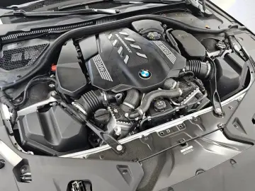 2025 BMW 8 серии с пробегом 5 336 км