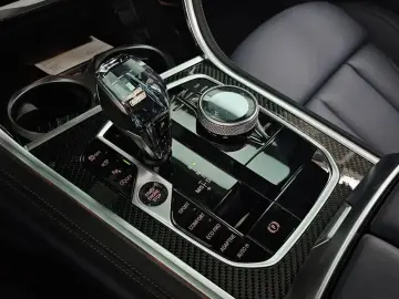 2025 BMW 8 серии с пробегом 5 336 км