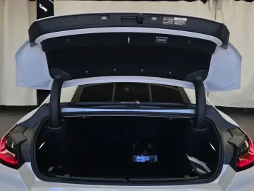 2025 BMW 8 серии с пробегом 5 336 км