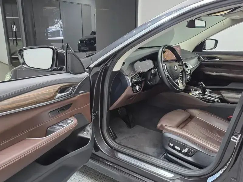 2022 BMW 6 серии с пробегом 66 741 км