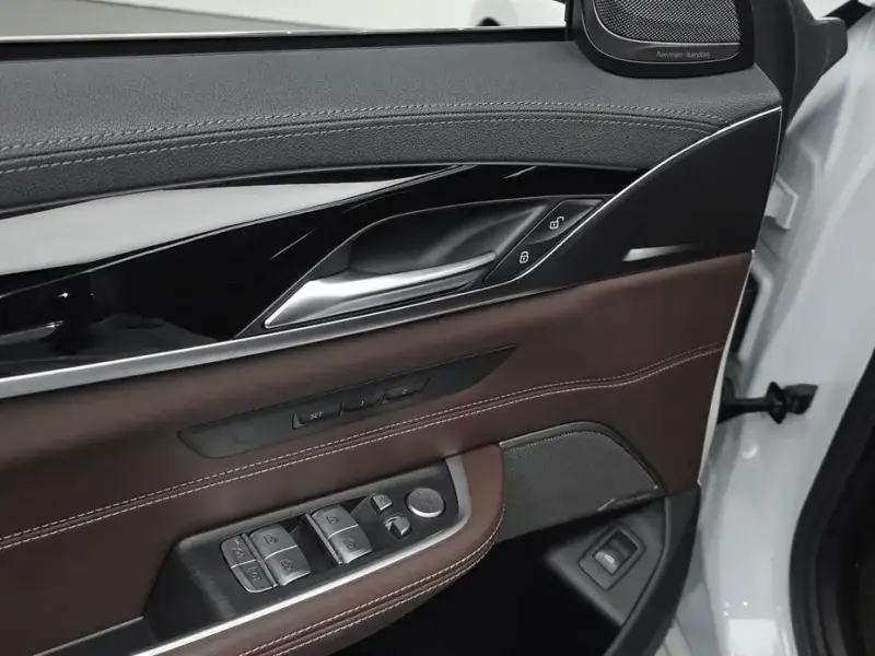 2023 BMW 6 серии с пробегом 36 550 км
