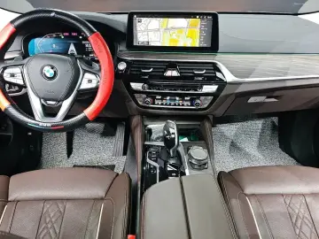 2022 BMW 6 серии с пробегом 47 222 км