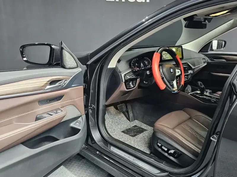 2022 BMW 6 серии с пробегом 47 222 км