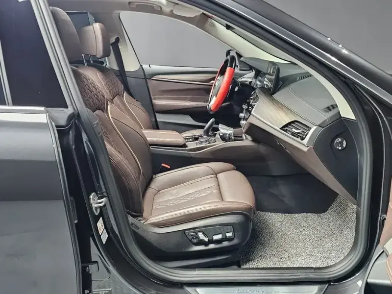 2022 BMW 6 серии с пробегом 47 222 км