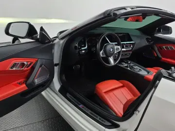 2023 BMW Z4 с пробегом 34 775 км