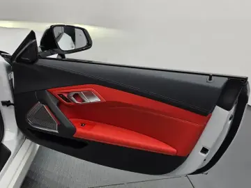 2023 BMW Z4 с пробегом 34 775 км