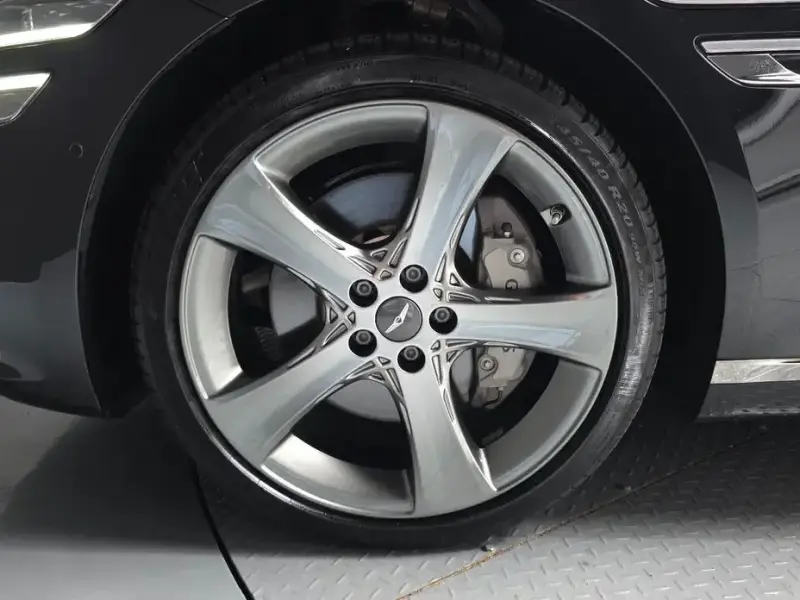 2023 Genesis G80 с пробегом 45 383 км