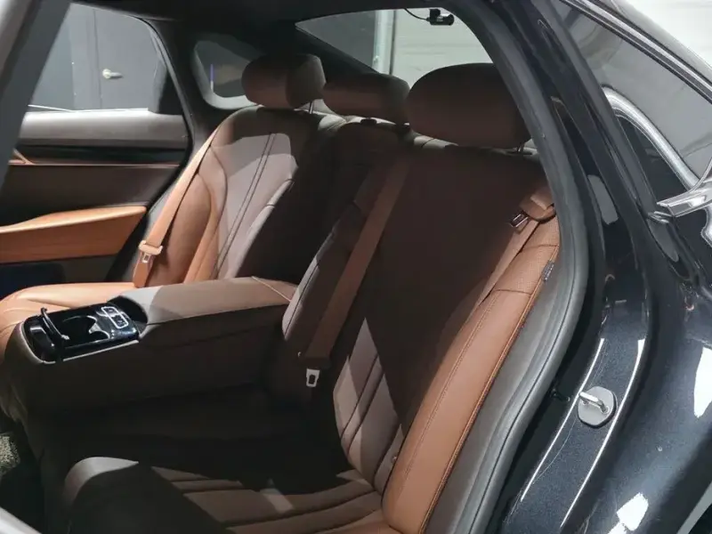 2023 Genesis G80 с пробегом 45 383 км