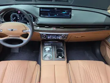 2023 Genesis G80 с пробегом 27 051 км