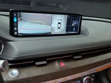 2023 Genesis G80 с пробегом 27 051 км