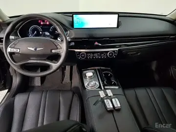 2023 Genesis G80 с пробегом 55 140 км