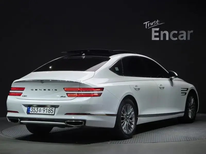 2023 Genesis G80 с пробегом 52 536 км