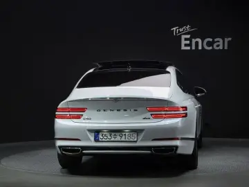 2023 Genesis G80 с пробегом 52 536 км