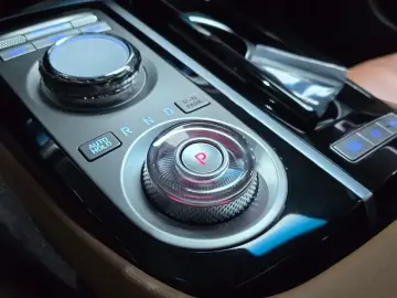 2023 Genesis G80 с пробегом 52 536 км