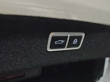 2023 Genesis G80 с пробегом 52 536 км
